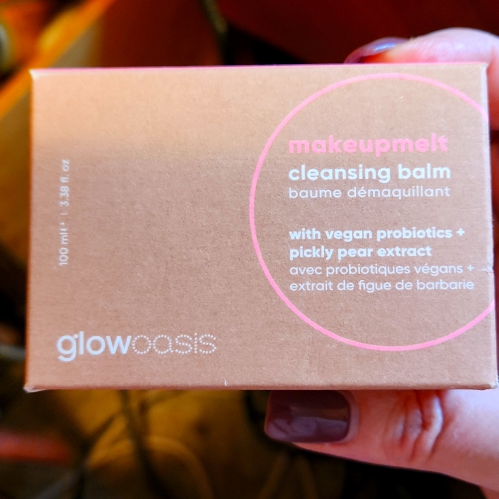 Glow Oasis Make up melt cleansing balm New